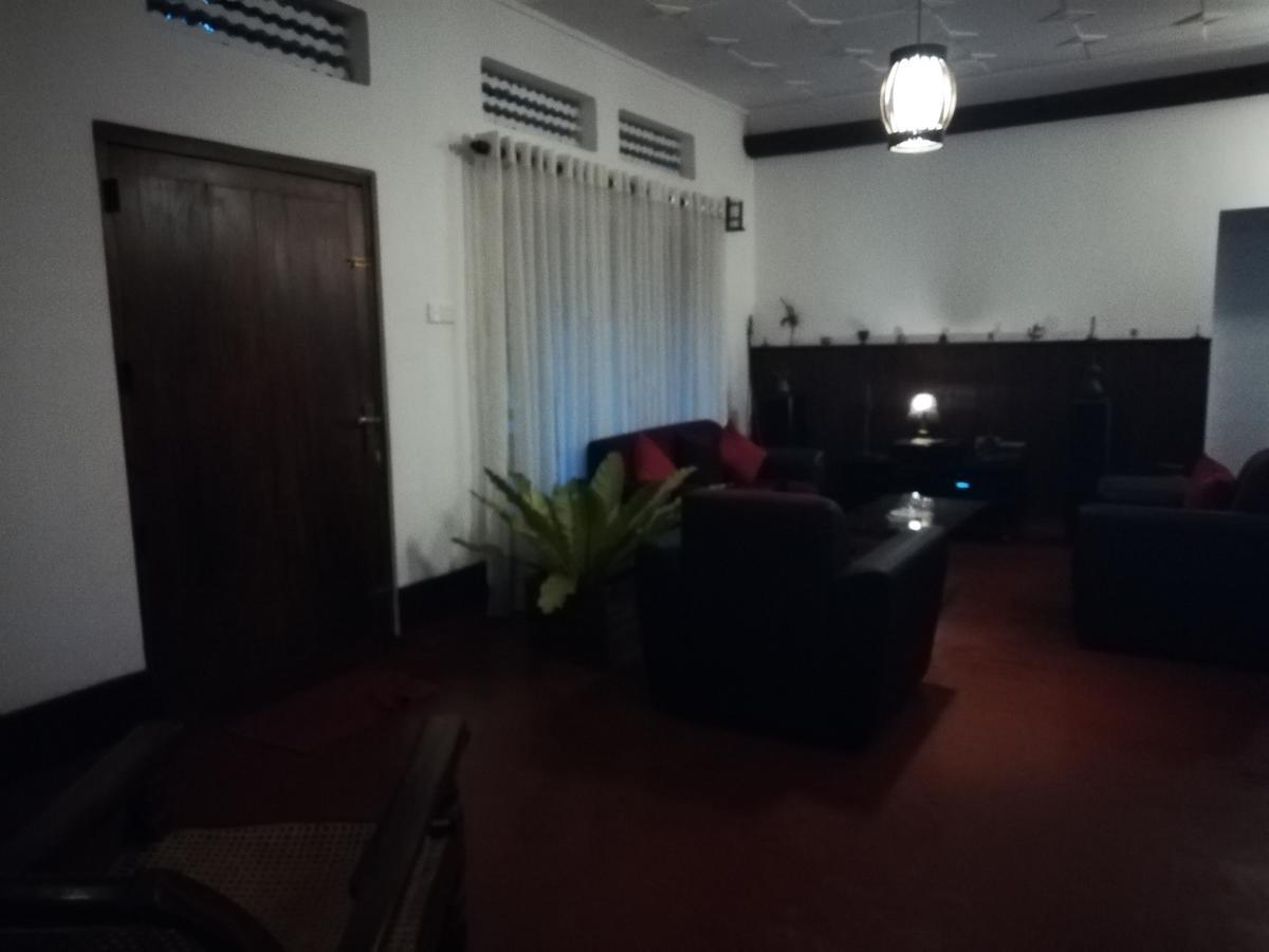 Mahaweli Shades Hotel Kandy Exterior foto